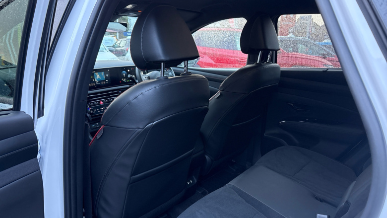 Hyundai TUCSON 1.6T Plug-in Hybrid N Line 5dr Auto Estate